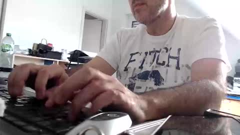 Snapshot of aylinniyerim chatting on 04/07/26, 12:49 aylinniyerim online show from 04/07/26, 12:49