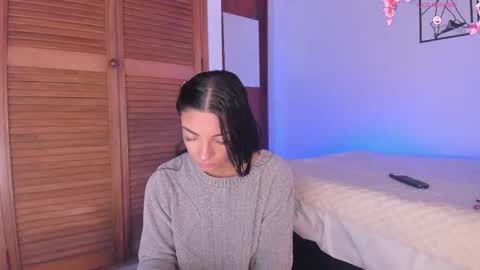 Aylin  online show from 10/09/25, 11:08