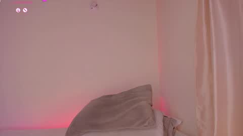 Snapshot of aylinz chatting on 01/04/25, 05:05 Alish online show from 01/04/25, 05:05