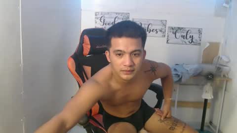 ayman2003 online show from 01/09/25, 07:31