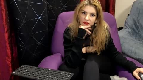 Dominatrix Queen online show from 02/17/25, 07:53