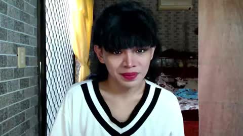 aymkyline online show from 10/12/25, 01:37