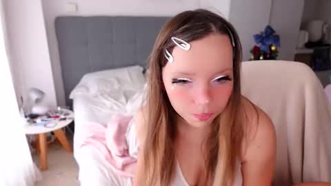 Snapshot of ayralust chatting on 01/11/26, 11:59 Ayra Lust online show from 01/11/26, 11:59