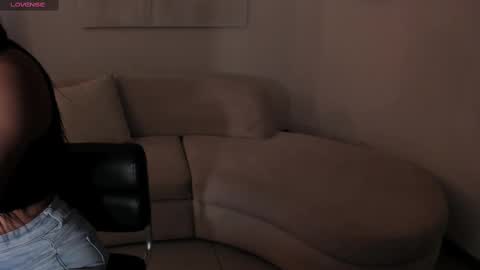 Ayshel online show from 11/10/25, 05:50