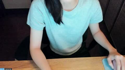 Snapshot of ayumianzu chatting on 05/04/26, 09:55 anzu online show from 05/04/26, 09:55