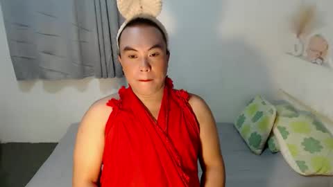 ayumi online show from 04/06/26, 11:55