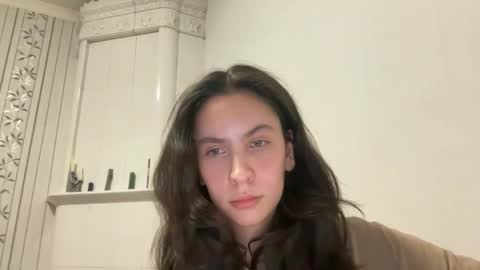 Snapshot of ayyababys chatting on 12/22/25, 08:39 angel ayya online show from 12/22/25, 08:39