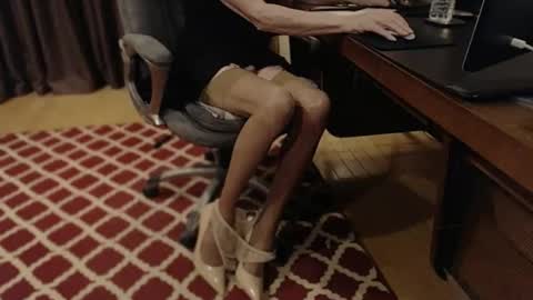 Michelle online show from 11/29/25, 05:10