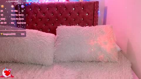 Snapshot of azamy_12 chatting on 12/31/24, 02:08 Amanda online show from 12/31/24, 02:08