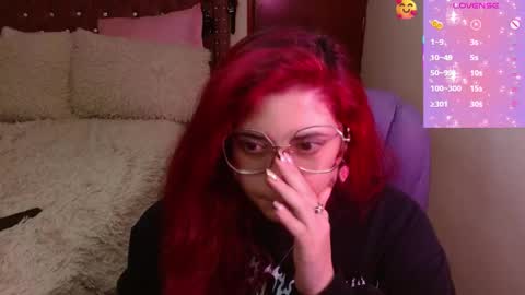Snapshot of azamy_12 chatting on 01/27/25, 12:01 Amanda online show from 01/27/25, 12:01