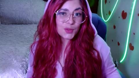Snapshot of azamy_12 chatting on 02/23/25, 02:18 Amanda online show from 02/23/25, 02:18