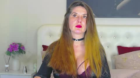 Snapshot of azeliahart chatting on 02/16/26, 12:12 Chiara online show from 02/16/26, 12:12