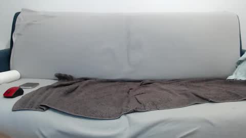 Snapshot of azer912 chatting on 11/05/25, 09:59 Azer online show from 11/05/25, 09:59