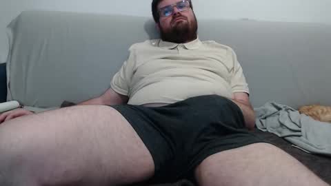 Snapshot of azer912 chatting on 11/25/25, 09:15 Azer online show from 11/25/25, 09:15