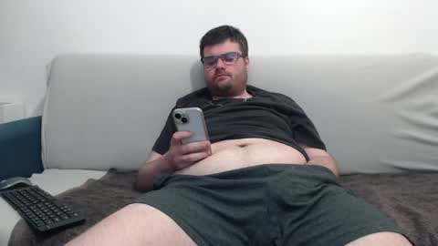 Azer online show from 04/15/26, 08:42