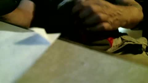 Snapshot of azjohnny chatting on 10/26/25, 09:21 azjohnny online show from 10/26/25, 09:21