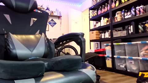 aztec2step70 online show from 04/19/26, 10:45