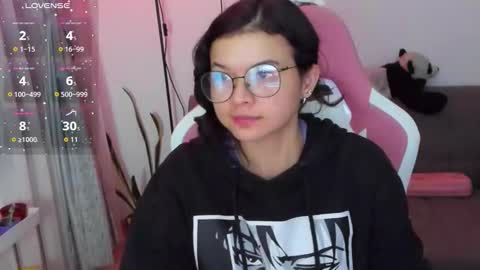 Azu  online show from 03/24/26, 12:15