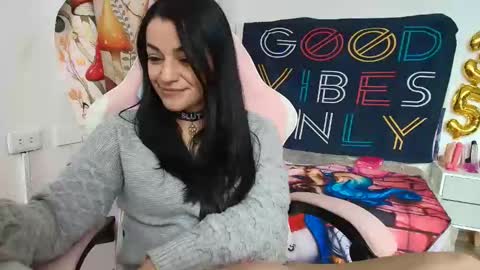 Snapshot of azucenaxxxgp chatting on 05/25/26, 03:40 Azucena R online show from 05/25/26, 03:40
