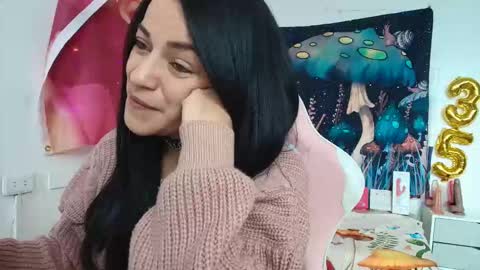 Snapshot of azucenaxxxgp chatting on 05/27/26, 02:47 Azucena R online show from 05/27/26, 02:47