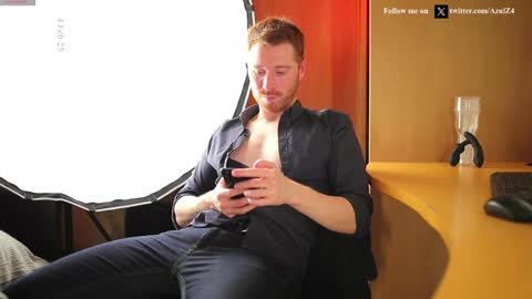 Snapshot of azulz4 chatting on 02/04/25, 06:27 Azul online show from 02/04/25, 06:27