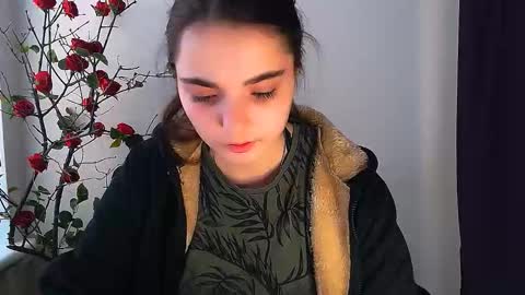 azumi_chan_ online show from 11/16/25, 11:16