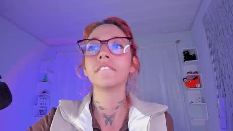 Snapshot of azumi_saan chatting on 12/15/24, 01:57 azumi saan online show from 12/15/24, 01:57