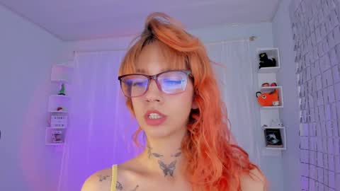 Snapshot of azumi_saan chatting on 02/14/25, 12:30 azumi saan online show from 02/14/25, 12:30