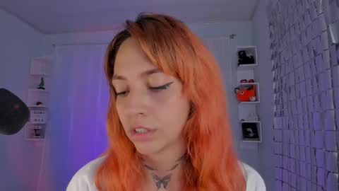 Snapshot of azumi_saan chatting on 02/21/25, 11:21 azumi saan online show from 02/21/25, 11:21