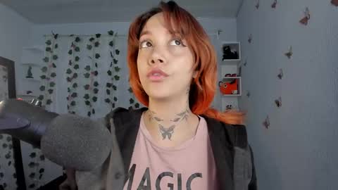 Snapshot of azumi_saan chatting on 09/17/25, 02:24 azumi saan online show from 09/17/25, 02:24