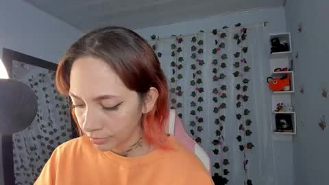 Snapshot of azumi_saan chatting on 10/06/25, 01:14 azumi saan online show from 10/06/25, 01:14