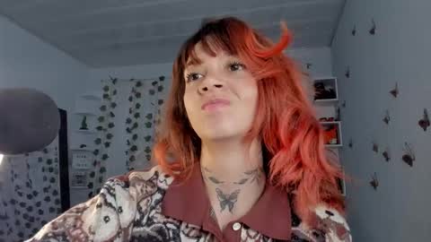 Snapshot of azumi_saan chatting on 10/13/25, 01:49 azumi saan online show from 10/13/25, 01:49