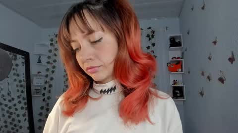 Snapshot of azumi_saan chatting on 10/15/25, 02:11 azumi saan online show from 10/15/25, 02:11