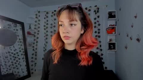 Snapshot of azumi_saan chatting on 10/18/25, 02:47 azumi saan online show from 10/18/25, 02:47