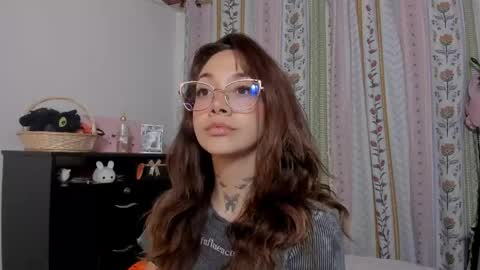 azumi saan online show from 06/09/26, 02:23