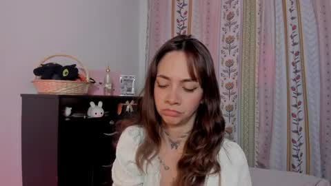 azumi saan online show from 06/11/26, 03:26
