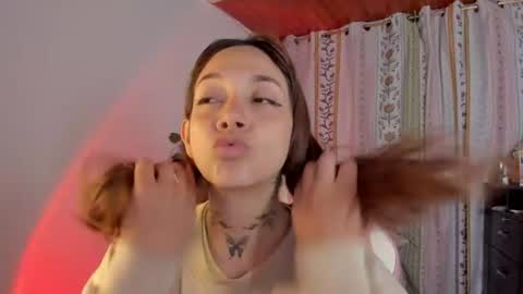 azumi saan online show from 08/01/26, 03:28