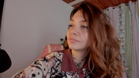 azumi saan online show from 08/08/26, 05:42
