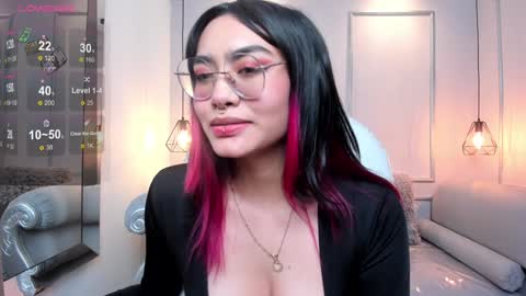 Azura online show from 01/03/25, 01:38