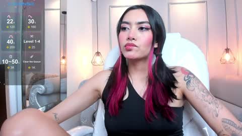 Azura online show from 01/23/25, 10:44