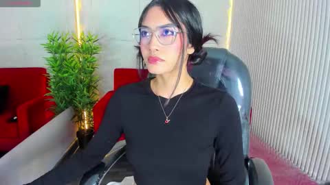 Azura online show from 11/11/25, 07:58