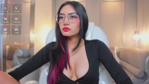 Azura online show from 02/20/26, 07:25