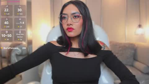 Azura online show from 03/03/26, 10:15