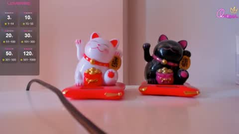 azure_moon online show from 06/22/26, 09:17