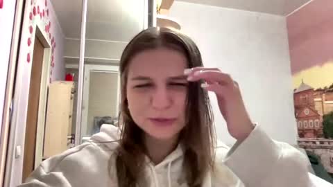 Snapshot of azzieheberly chatting on 07/19/26, 05:16 Niki online show from 07/19/26, 05:16