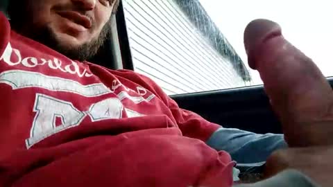 Snapshot of b269852976100 chatting on 11/11/25, 11:43 b269852976100 online show from 11/11/25, 11:43