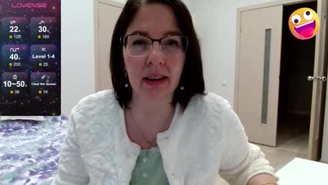 Snapshot of b_bonya_m chatting on 11/10/25, 04:00 Bonya online show from 11/10/25, 04:00