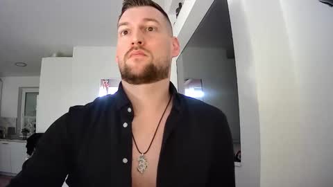 b_marco_ online show from 02/19/25, 12:44