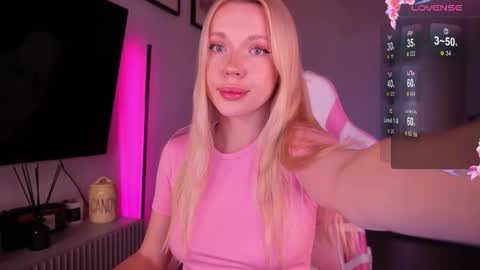 Bonnie  online show from 11/03/25, 03:41