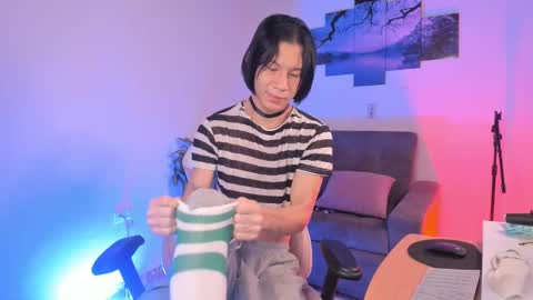 Snapshot of baaby_boyy chatting on 02/26/25, 07:42 odeley online show from 02/26/25, 07:42